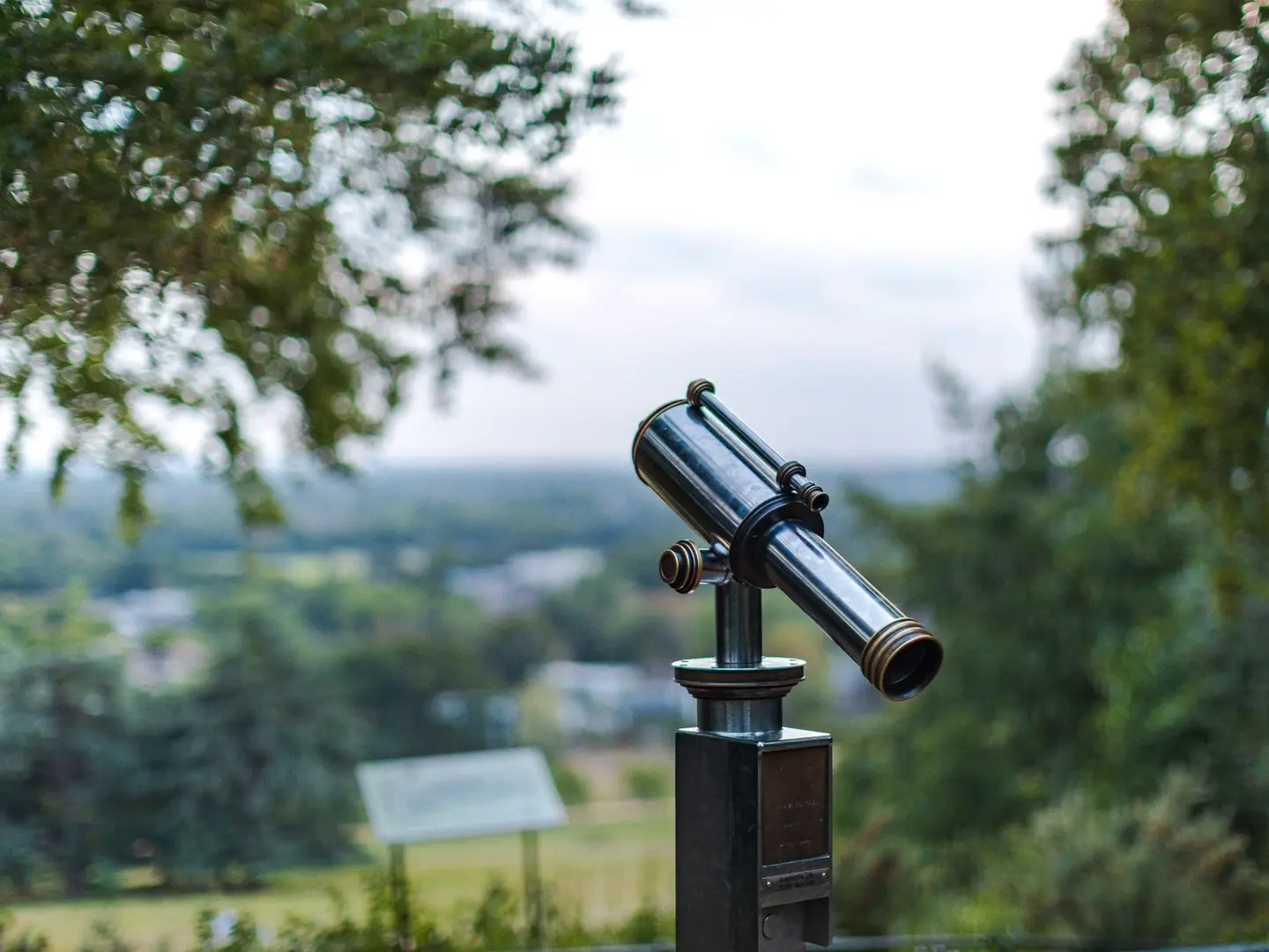 Tripods & stands